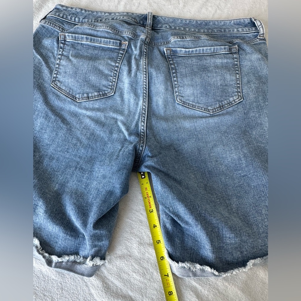 torrid Light Blue Denim Jean Shorts - Picture 3 of 7